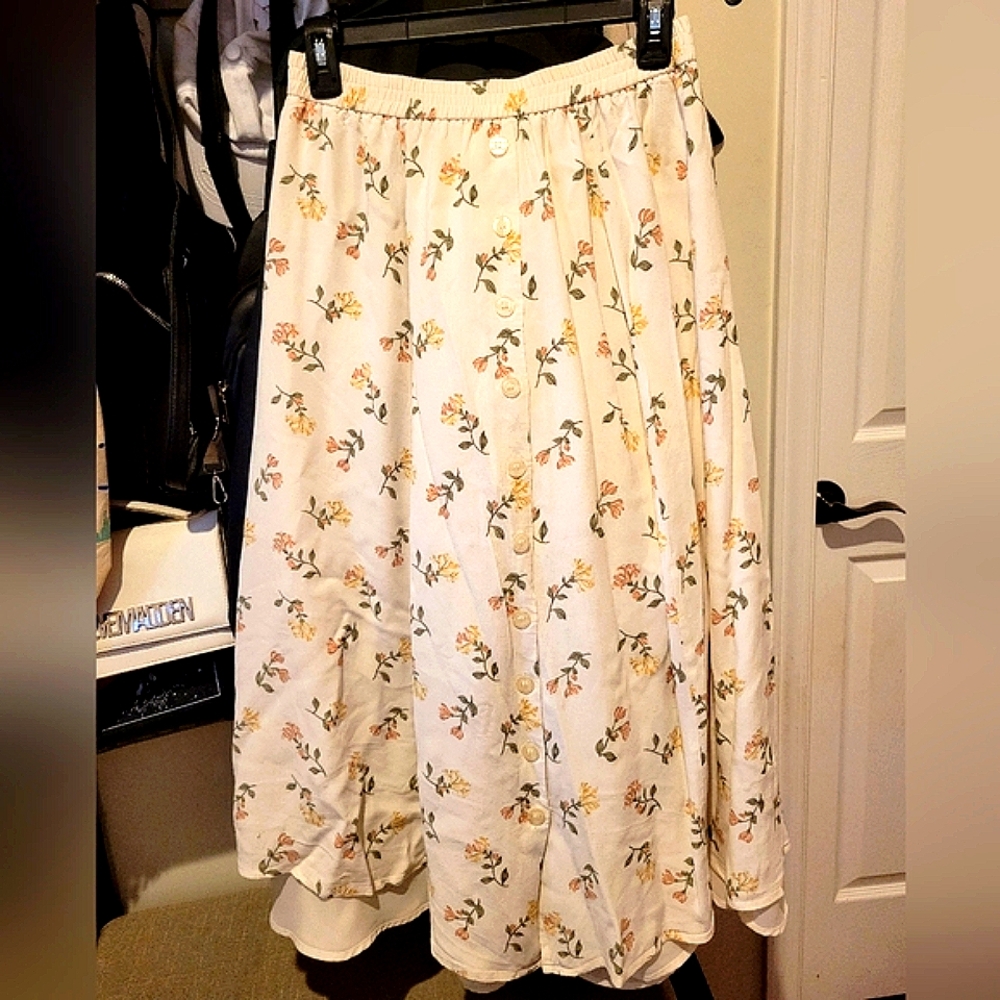 Chaus Floral Rayon Skirt